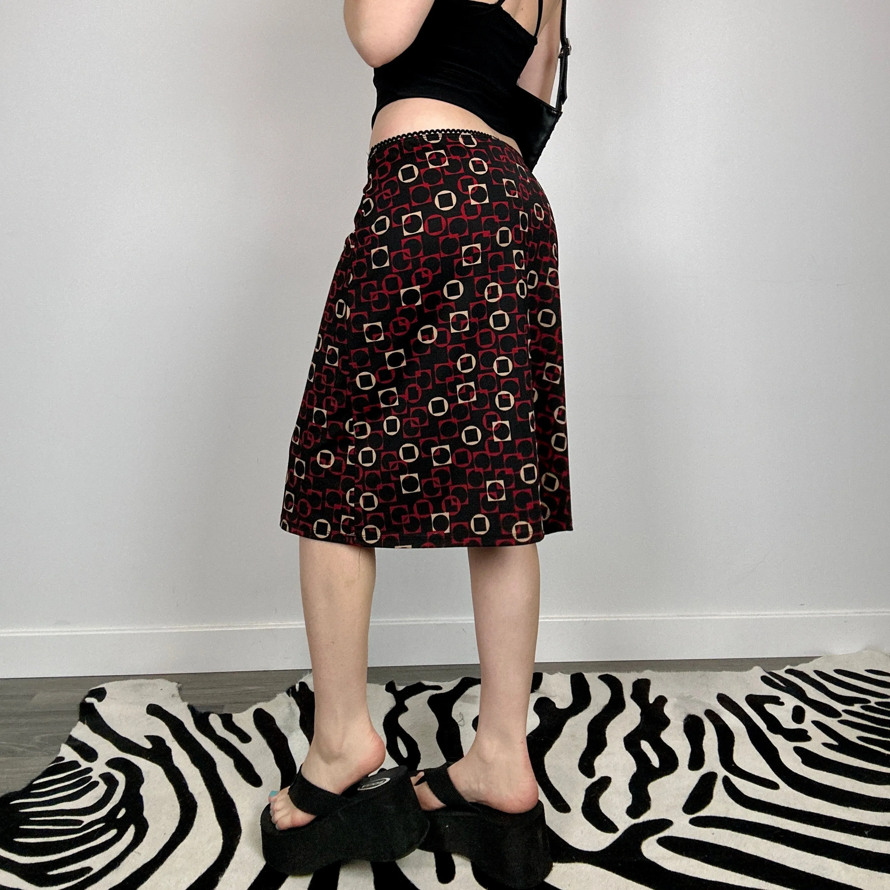 90s Abstract Print Midi Skirt