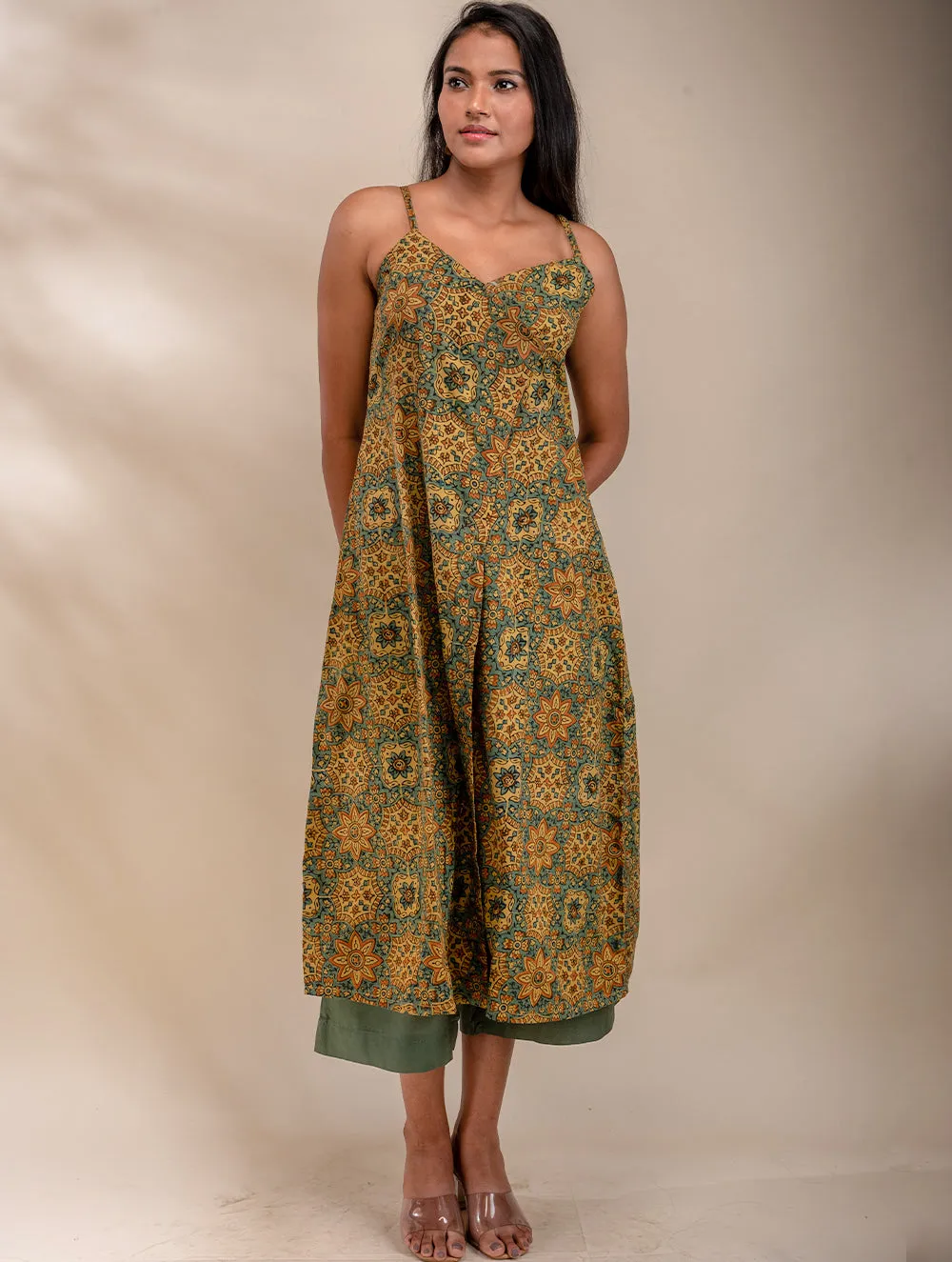 Ajrakh Slip Kurta With Pants - Green