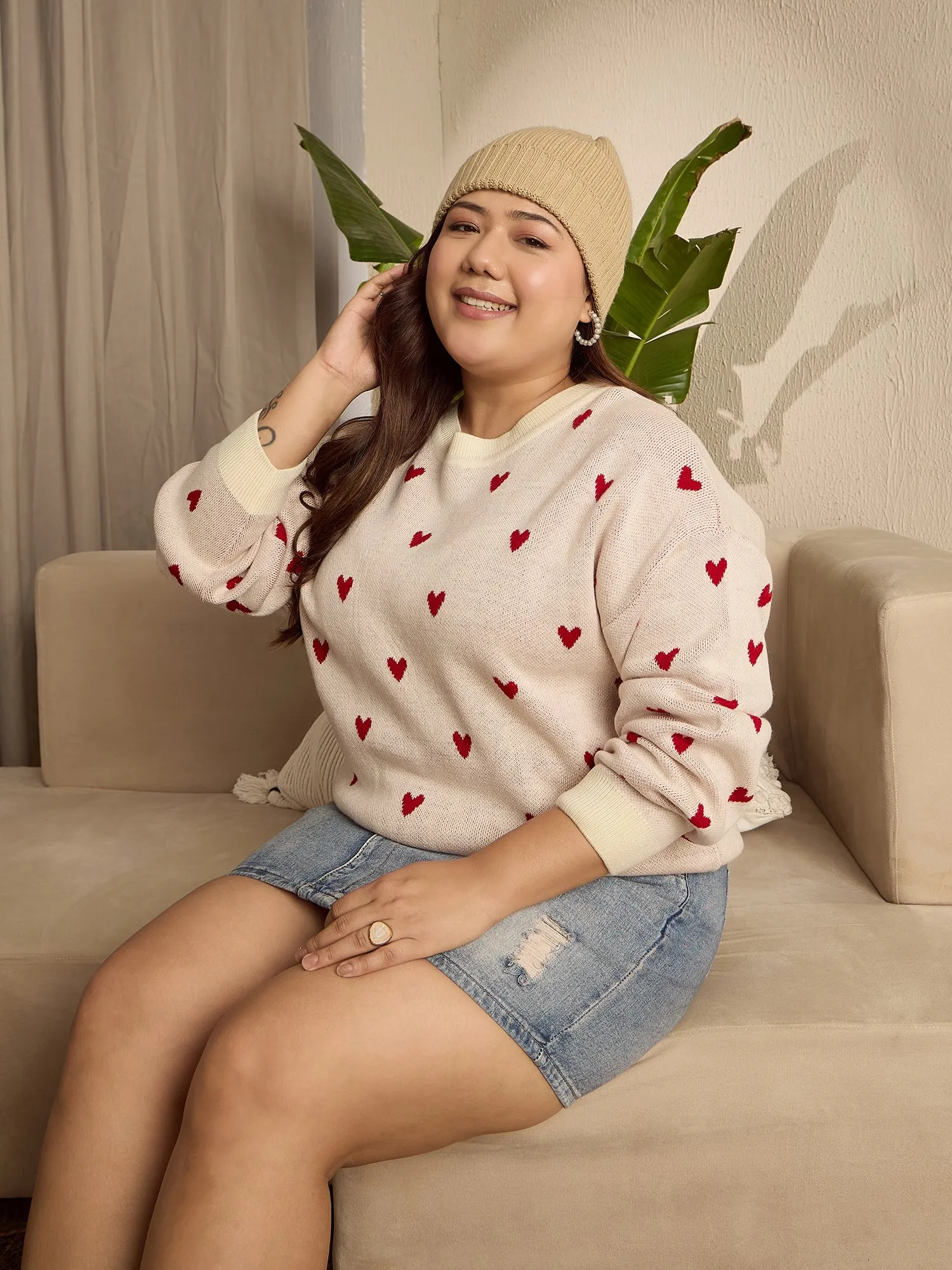 Berrylush Curve Women Pink & Red Heart Printed Round Neck Acrylic Ribbed Hem Regular Pullover