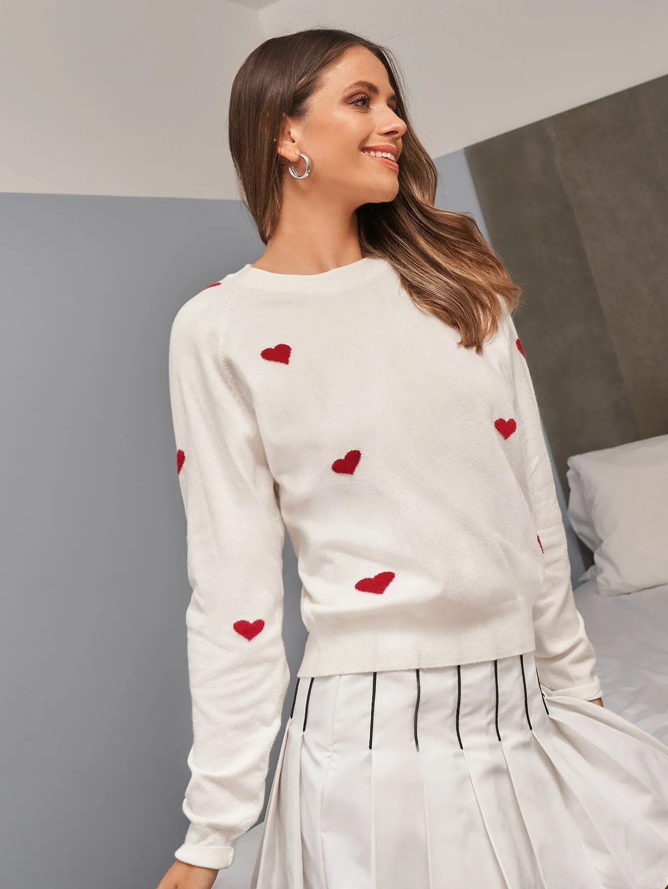 Casual Heart Long Sleeve Round Neck Regular Women Sweater
