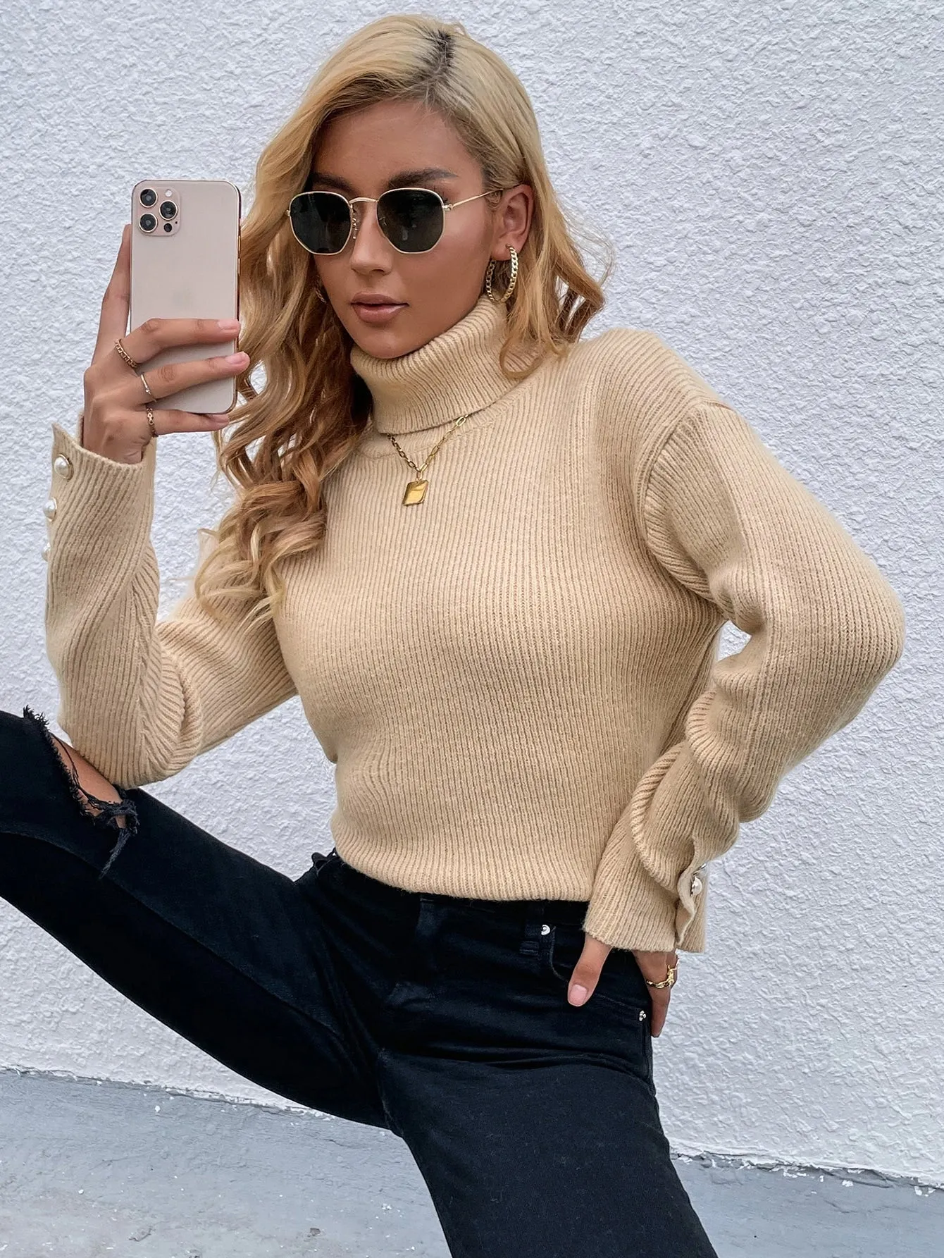 Casual Plain Pearls Long Sleeve High Neck Regular Women Sweater