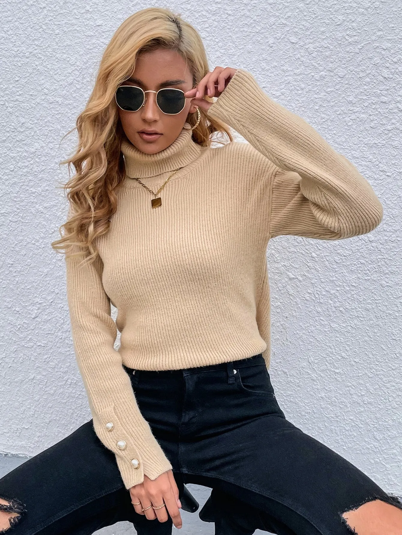 Casual Plain Pearls Long Sleeve High Neck Regular Women Sweater