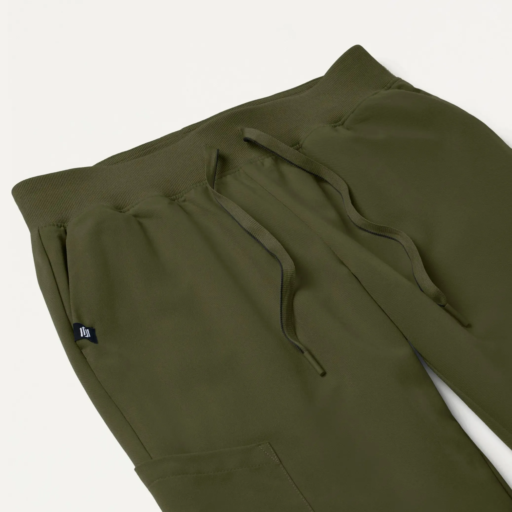 Jaanuu Women's Silex Slim Knit-Waist Scrub Jogger - Olive