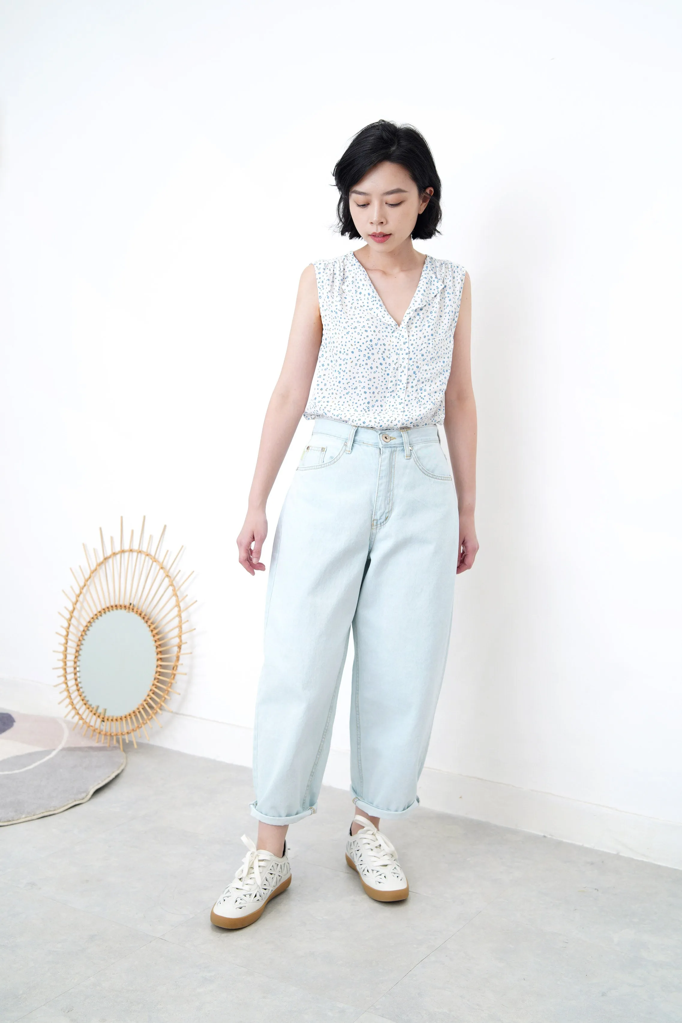 Light blue floral v neck vest