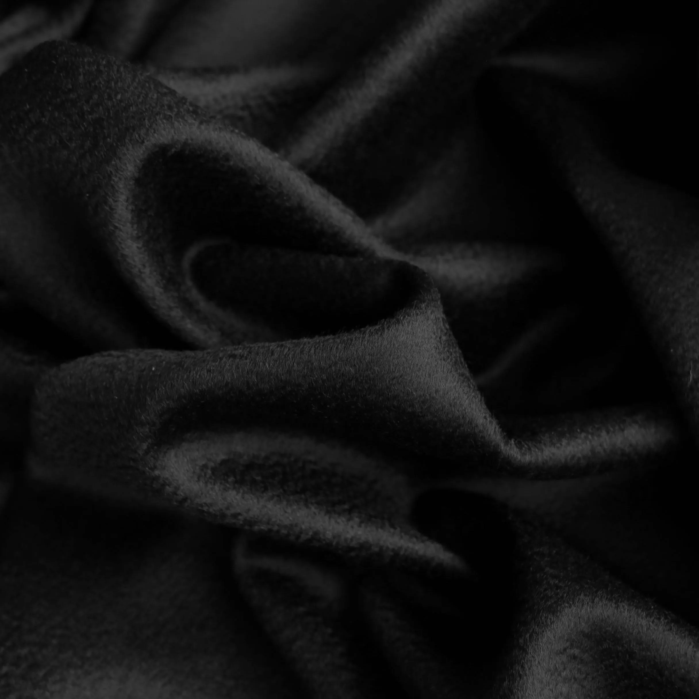 Smooth Talking Nero - Cashmere