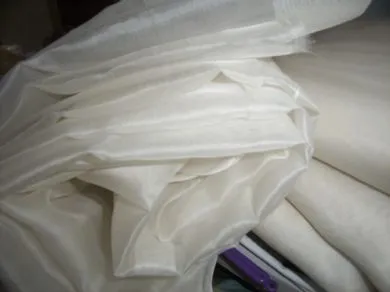 White colour silk organza fabric 110" wide{279 cms}